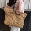 Straw Shoulder Bag for Women Handbags Summer Large Capacity Woven Tote Women Fashion Shoulder Bags Hand Wowen Beach Bags Female