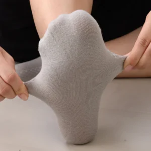 Men Bamboo Fiber Socks High Quality Breatheable New Compression Solid Color Casual Business Anti-Bacterial Mid-tube Stockings - Image 3