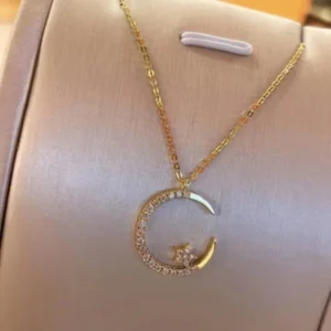 Temperament Star Moon Pendant Necklace, Women's Sparkling Exquisite Clavicle Chain, Unique Design Luxury Gift for Girlfriend - Image 3