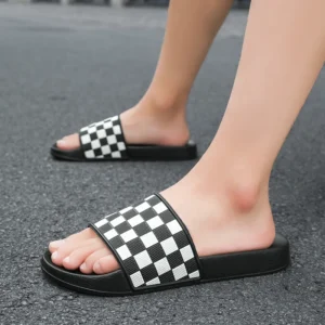 Men's Real Leather Sandals Comfortable Men's Sandals Beach Checkered Slippers Men's Summer Shoes 2025 Men's Slippers Plus Size - Image 3
