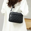 2025 Ladies with High-end and Exquisite Bags New Women's Summer Handbag Versatile Foreign Trade Crossbody Small Square Bags