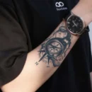 1Pc Compass and Anchor Nautical Waterproof Temporary Tattoo Stickers, Long-lasting Waterproof for One to Two Weeks, For Arm, Leg